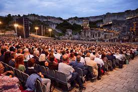 Wirtschaftsveranstaltungen – Business Galas & Gipfel